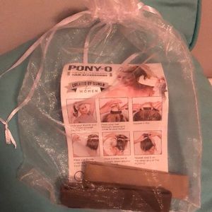 NWT PONY-O HAIR TIES